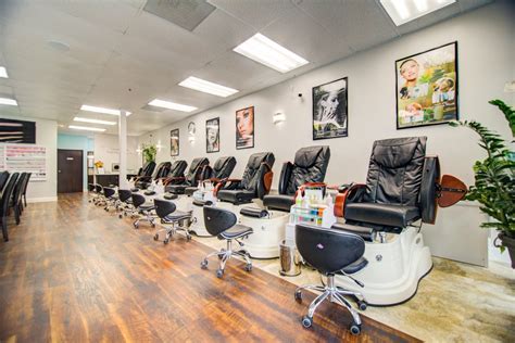 nail salons oswego il|Nail Salon